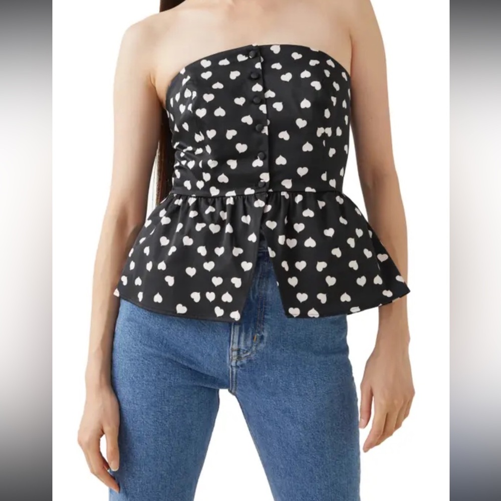& OTHER STORIES
Heart Print Strapless peplum top in black with white hearts